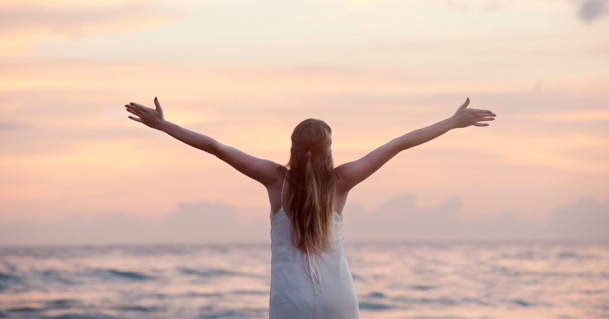 Simple habits like balanced nutrition, regular exercise, and stress management are key to living a healthy lifestyle