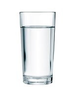 Looking for a quick and manageable New Year’s resolution? Drink a glass of water before each meal!